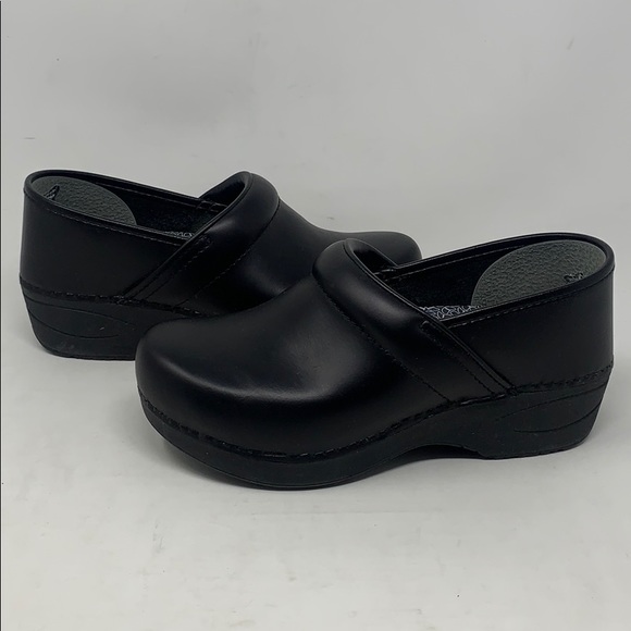 dansko xp wide